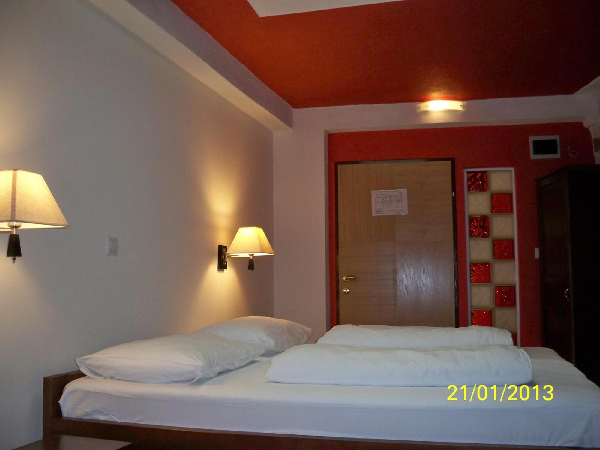 Hotel Carpymore Biograd Na Moru Dış mekan fotoğraf
